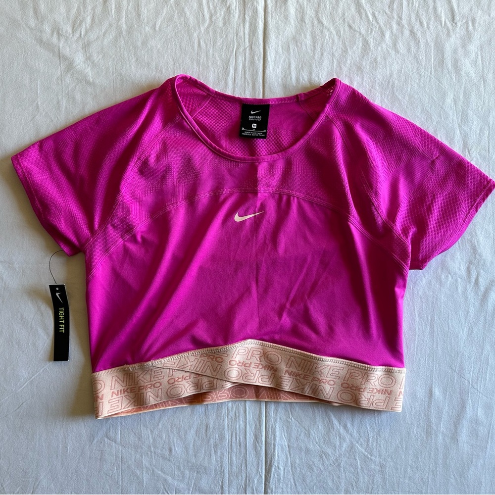 Nike Crop Top